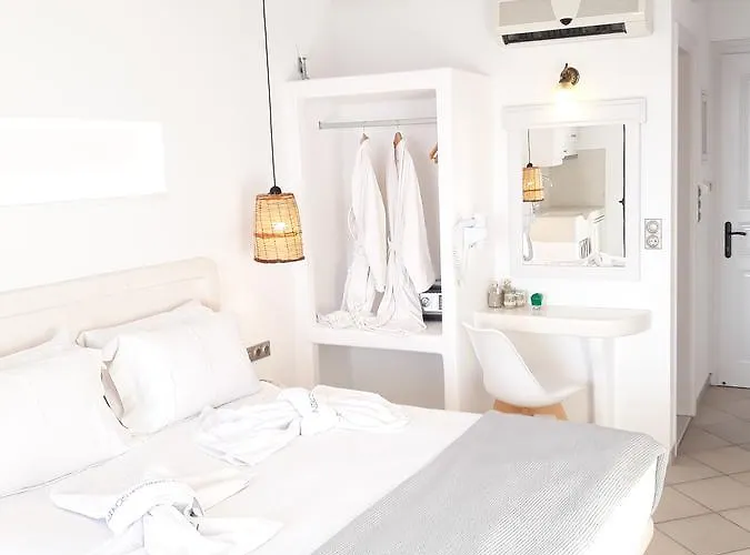 Aparthotel Nikos And 4*