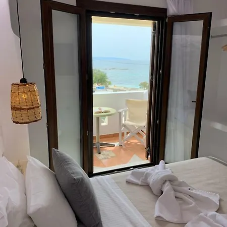Nikos And 4* Ájosz Prokópiosz